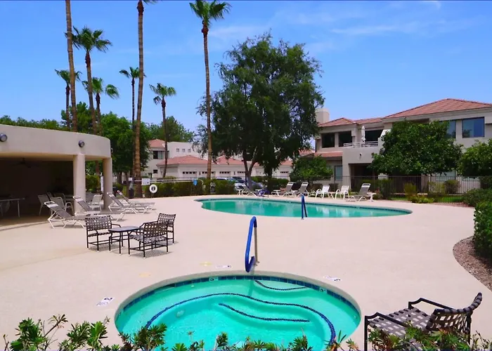 Holiday home 1st Flr, Enclosed Patio, Mercado Shops, Walkable