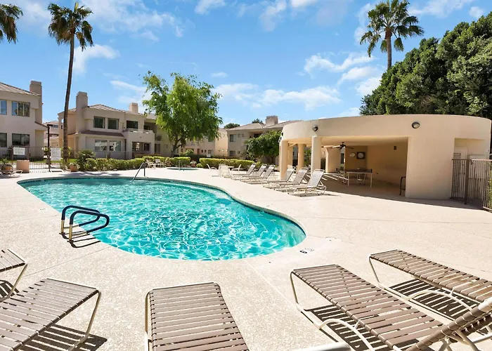 1st Flr, Enclosed Patio, Mercado Shops, Walkable Holiday home *