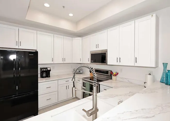 1st Flr, Enclosed Patio, Mercado Shops, Walkable Holiday home