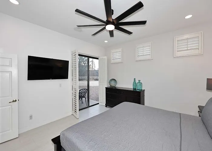 1st Flr, Enclosed Patio, Mercado Shops, Walkable Holiday home *