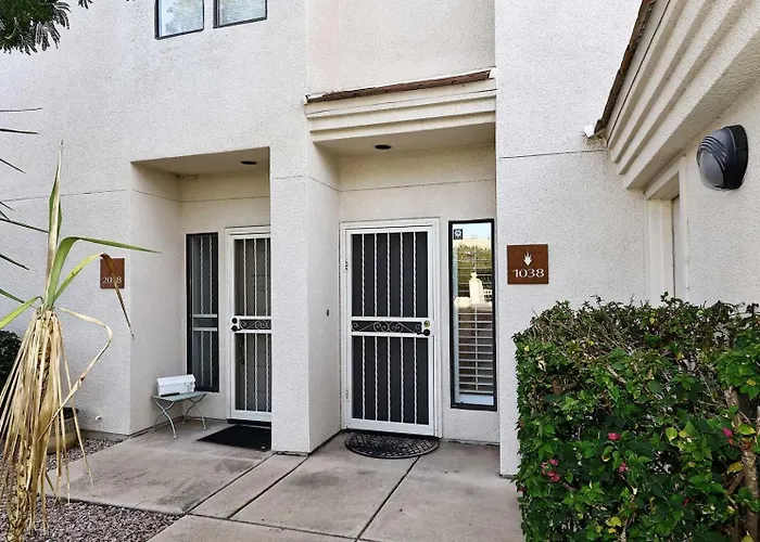 Holiday home 1st Flr, Enclosed Patio, Mercado Shops, Walkable