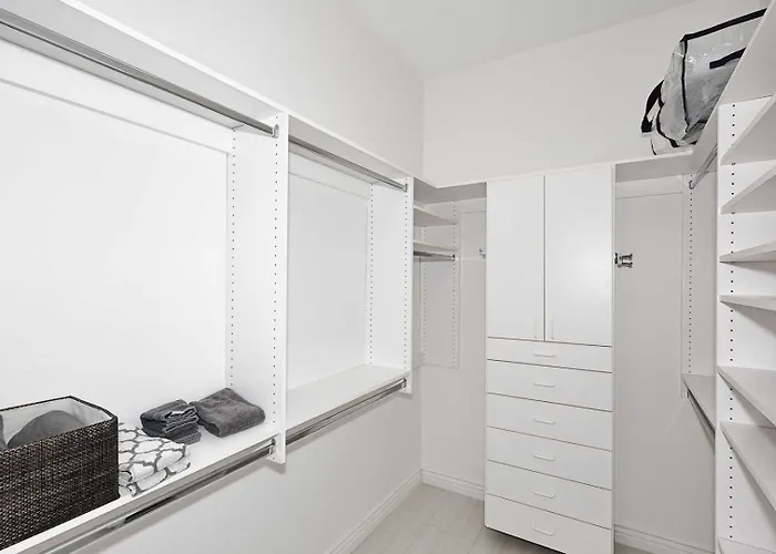 1st Flr, Enclosed Patio, Mercado Shops, Walkable Holiday home *